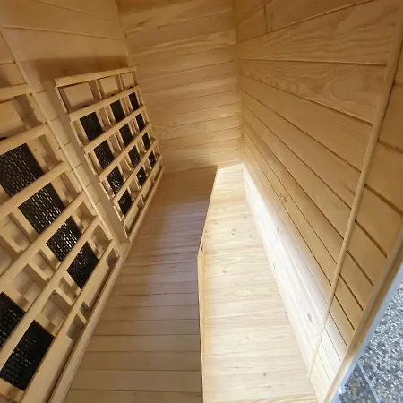 Le Clovis Sauna Apartment *